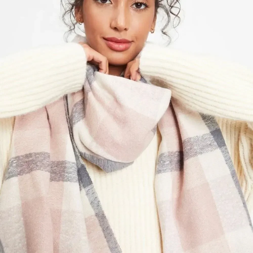 VICI Slush Plaid Blanket Scarf Pink Cream